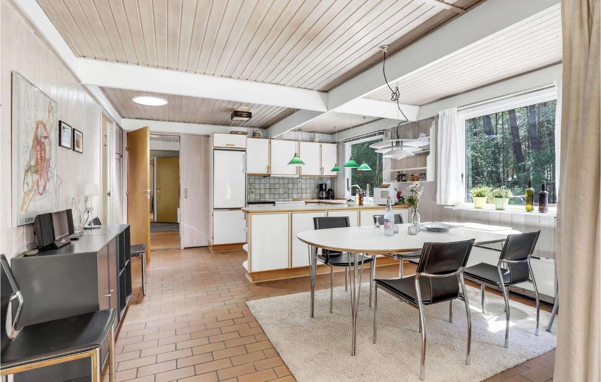 Lovely Home In Nexo With Kitchen Экстерьер фото